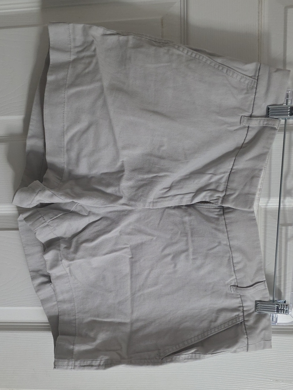 Men's Casual Stone Gray Shorts - Classic Everyday Style